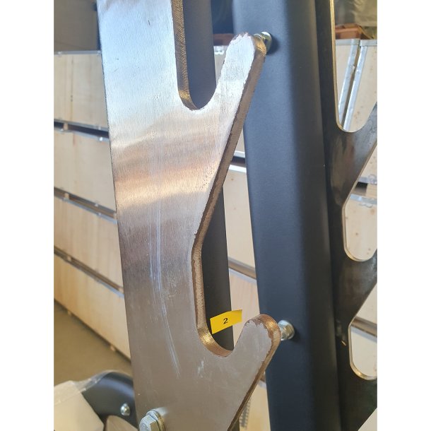 BH L845 squat rack - brugt