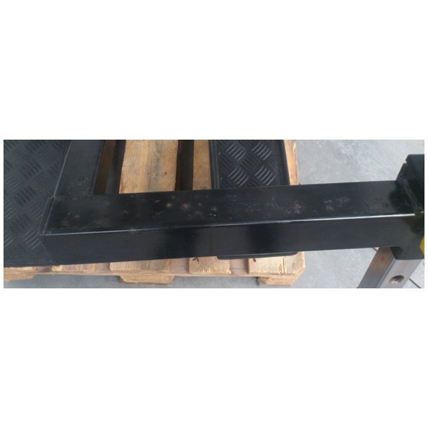 Oemmebi AM-359 standing gluteus